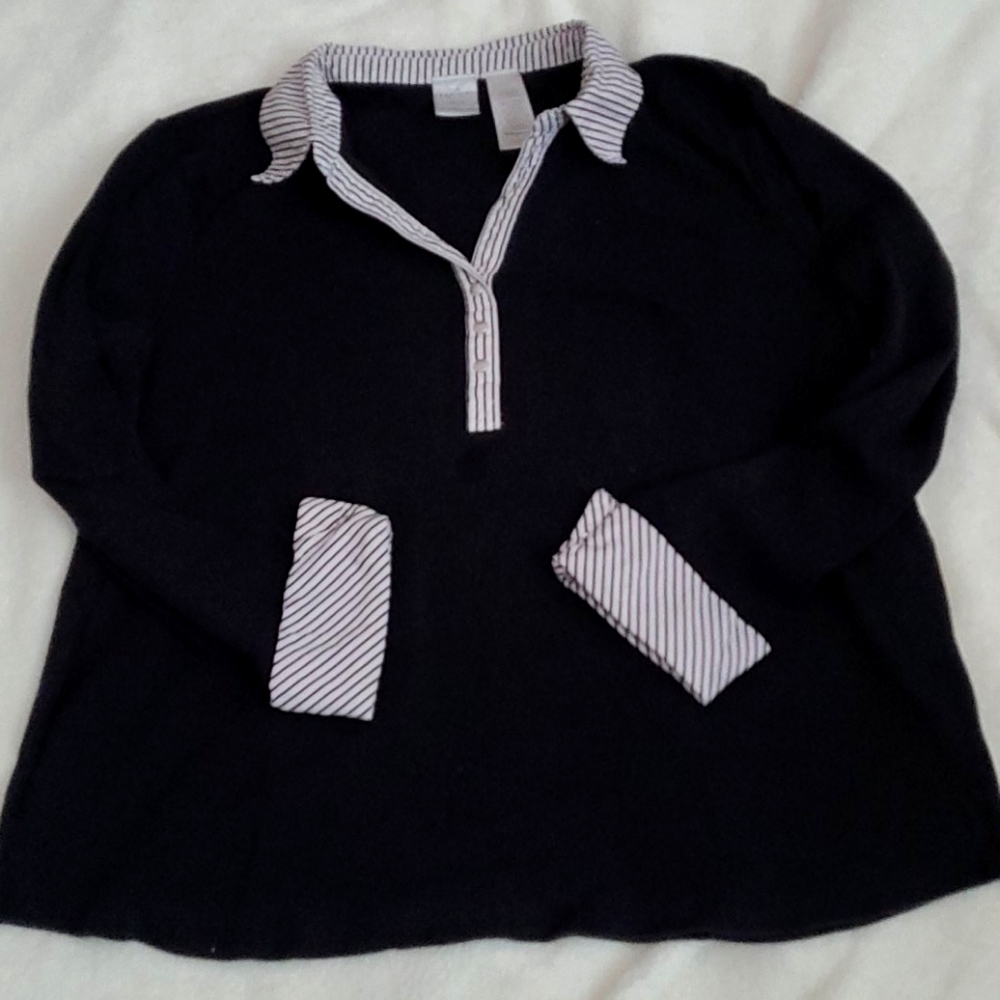 Ribbed top with stripped collar and cuff